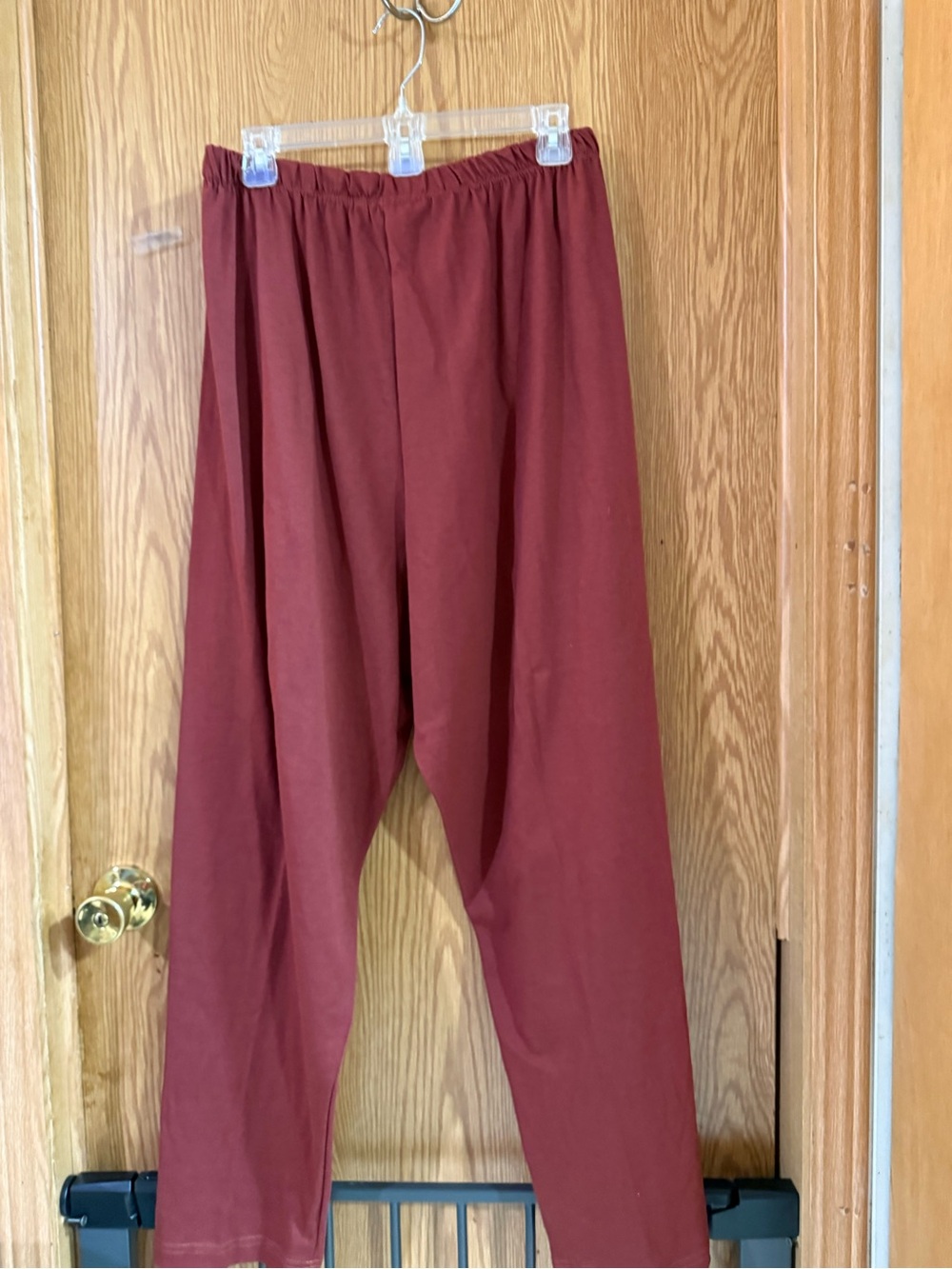 Bobbie Brooks Maroon Elastic Waist Joggers